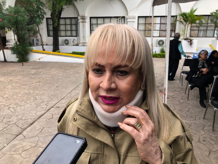 Con becas combatirán la deserción escolar