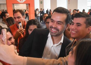 Jorge Álvarez Máynez asume dirigencia nacional de Movimiento Ciudadano