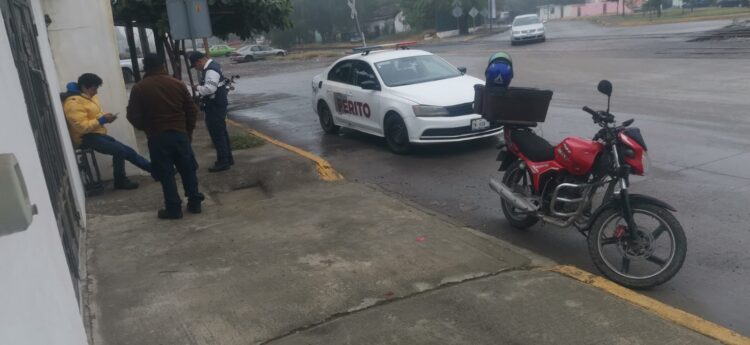 Motociclista herido al derrapar en el Eje Vial “Lázaro Cárdenas”