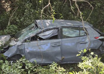 Falla mecánica lo precipita a barranco