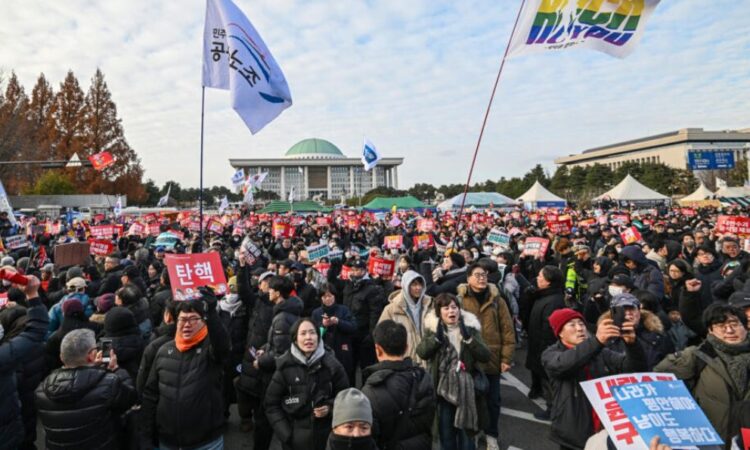 Fracaso en el Parlamento: protestas masivas en Corea del Sur