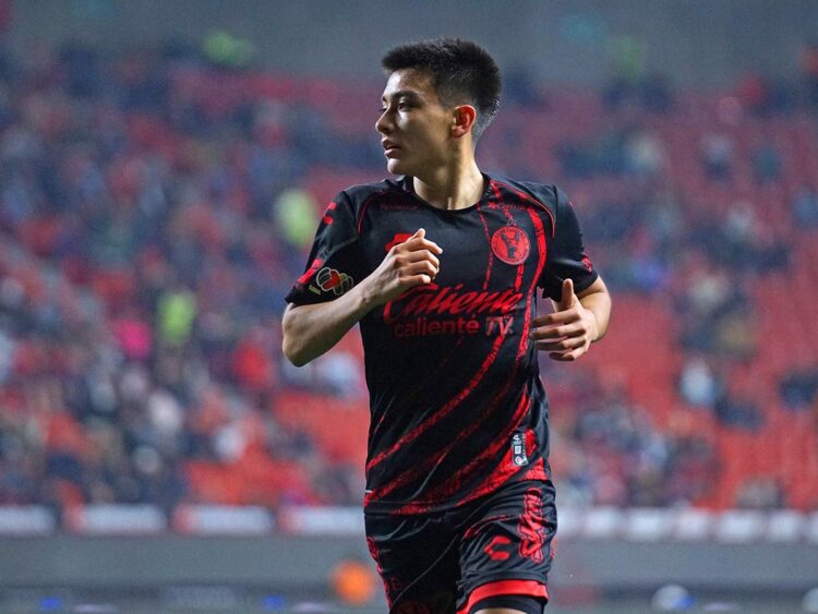 Sorpresas en el Tricolor; Gilberto Mora, de 16 años, convocado