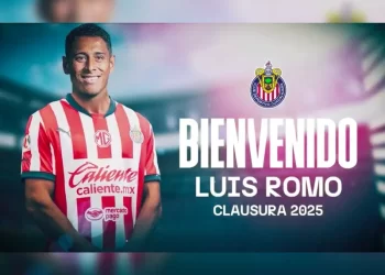 Luis Romo es presentado como nuevo futbolista de Chivas