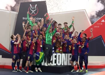 Barcelona golea 5-2 al Real Madrid y conquista la Supercopa de España