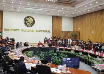 Trece organizaciones aspiran convertirse en partidos políticos en México