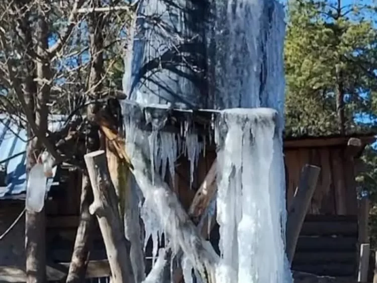 Se congela La Rosilla en Durango con -17 grados centígrados