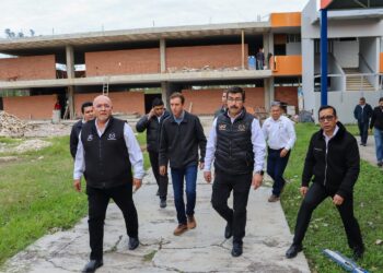Rector de la UAT supervisa en el Campus Tampico obras de infraestructura educativa