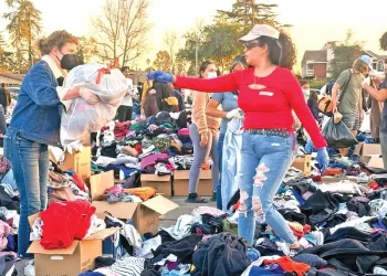 Damnificados en Los Ángeles perdieron trabajo, la casa, documentos y vehículos