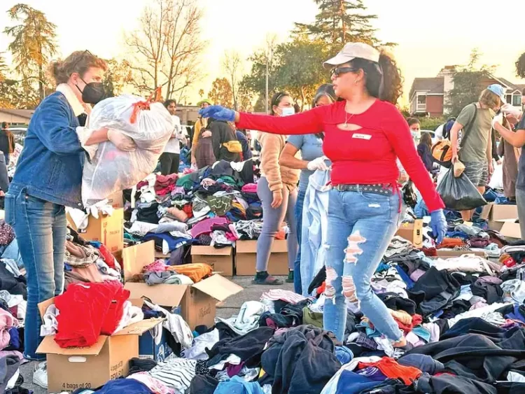 Damnificados en Los Ángeles perdieron trabajo, la casa, documentos y vehículos