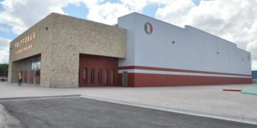 Nuevo Laredo prepara Polyforum La Fe y Parque Morelos para posible oleada de deportados