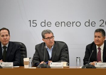 Ante cambio de gobierno en EU es fundamental la unidad nacional y fortalecer el liderazgo de Sheinbaum: Monreal