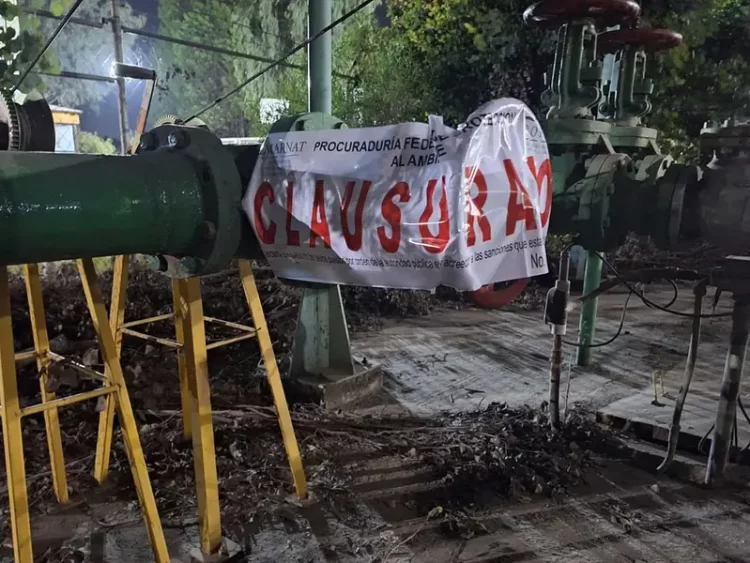 Profepa clausura siderúrgica por vertido de aguas residuales a río Atoyac