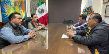 Atienden concesionarios de Central de Autobuses petición de Municipio.