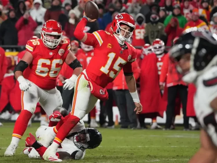 Chiefs vence a Texans y va a séptima Final de Conferencia consecutiva