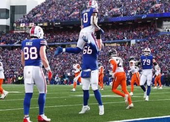 Bills aplasta 31-7 a Broncos y va contra Ravens por la final de Conferencia Americana