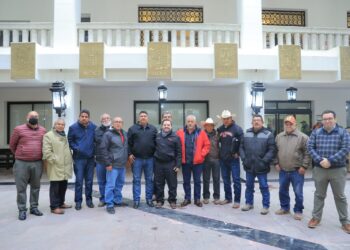 Respalda Secretario de Energía demandas de ejidatarios de Llera ante empresa del Parque Eólico