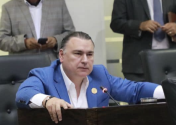 Diputados panistas votan en contra de iniciativa de su colega ausente Ismael García