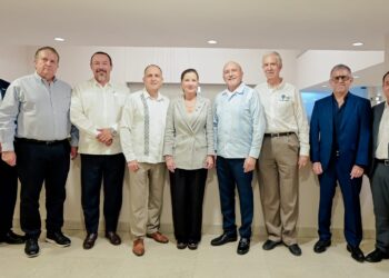 Mantiene Economía comunicación con industria ante escenario comercial con EEUU