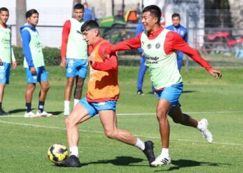 Chivas prepara debut de Alan Pulido ante Tigres