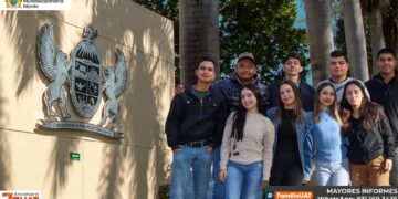 Facilitan transporte foráneo a estudiantes de la UAT en El Mante
