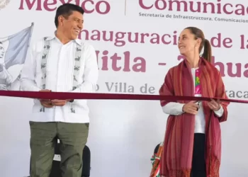Claudia Sheinbaum inaugura carretera Mitla – Tehuantepec