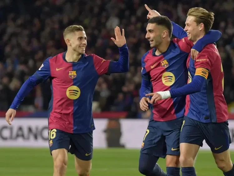 Barcelona aplasta7-1 al Valencia en la Liga de España