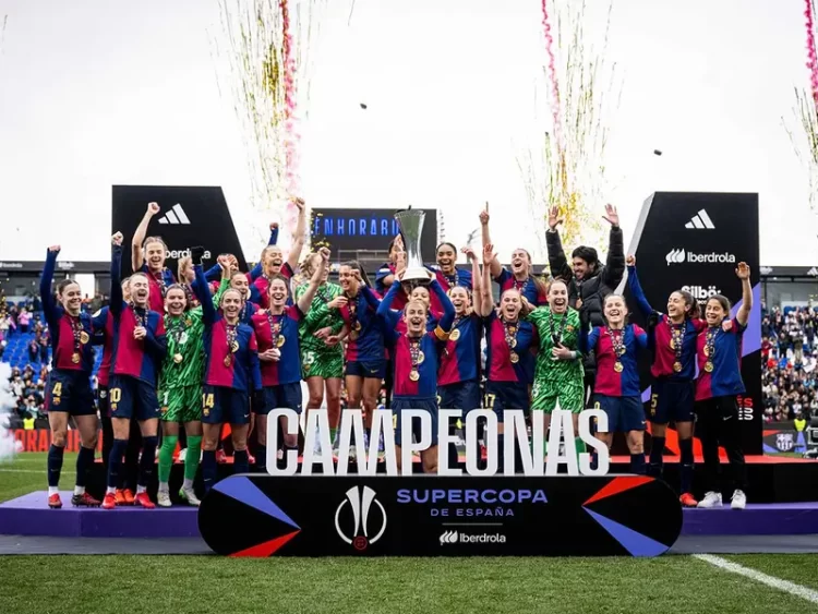 Barcelona Femenil conquista la Supercopa goleando 5-0 al Real Madrid