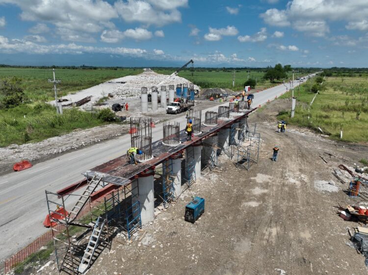 Genera gobierno de Américo 117 mil empleos directos con inversión en obra pública