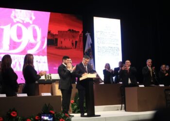 Asiste Américo al 199 aniversario de Matamoros; entrega obras y patrullas