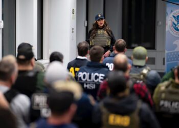 Autoridades de EU realizan las primeras redadas antimigrantes en Nueva York