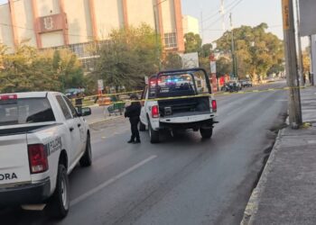 Genera caos vehicular detonación de arma en frente a Basílica y Palacio Federal de Cd. Victoria