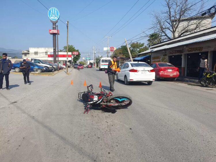 Motociclista derribado por auto en la Col. “José López Portillo”
