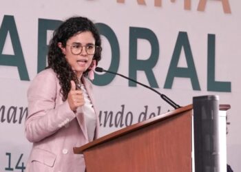 Sheinbaum felicita a Luisa María Alcalde tras nacimiento de Leonora