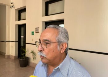 Evalúan daños a los cultivos de sorgo por heladas en el Valle de San Fernando