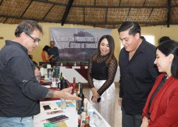 Realizan en Cd. Victoria encuentro de productores de tequila y mezcal con Secretaría de Economía