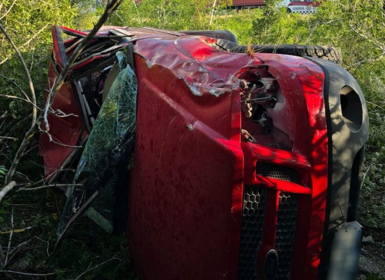 Vuelca camioneta en kilómetro 79 de la carretera Victoria-Matamoros