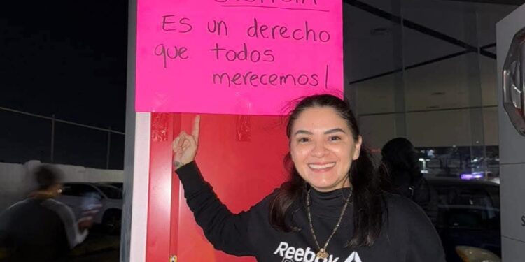 Protesta en MG Reynosa se convierte en fiesta popular