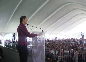 Anuncia Sheinbaum presupuesto de 835 mil mdp para programas sociales en 2025