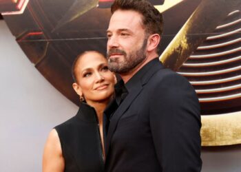 Jennifer Lopez y Ben Affleck están oficialmente divorciados; logran acuerdo económico