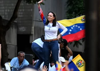 Detienen a María Corina Machado, líder de la oposición en Venezuela, durante manifestaciones