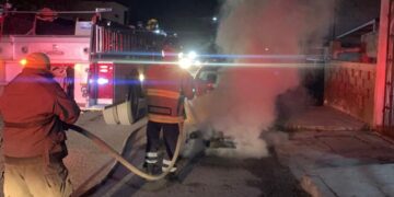 Se incendia motocicleta en Col. Enrique Cárdenas de Cd Victoria