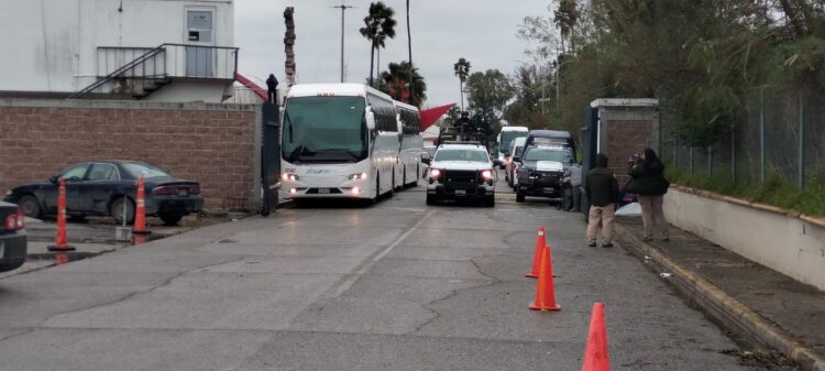 Llegan primeras deportaciones por Matamoros