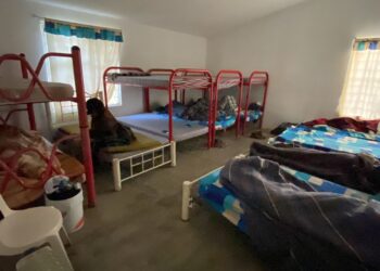 Refugian a 17 personas en Victoria