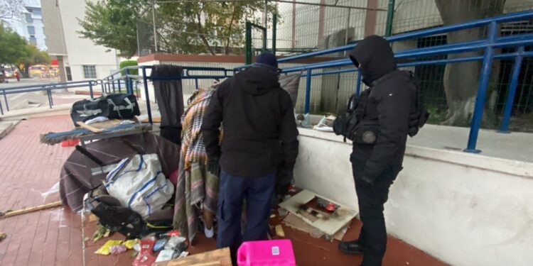 Personas en situación de calle se niegan a ser trasladados a albergue