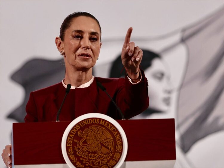 Sheinbaum analiza demandar a Google por renombrar al Golfo de México