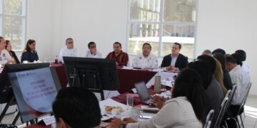 Secretario de Seguridad de Tamaulipas dialoga con Diputados del Congreso Local