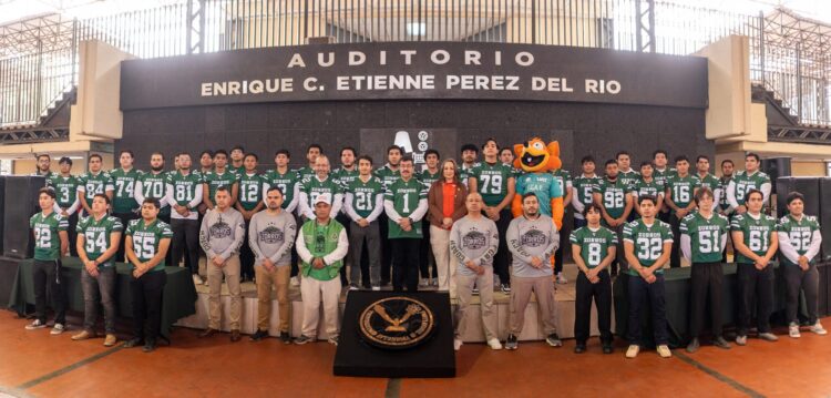 Rector de la UAT y universitarios conviven en jornada estudiantil