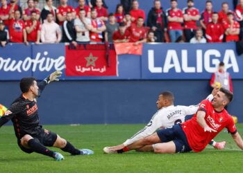 Real Madrid deja ir puntos; el liderato de la Liga Española en el aire