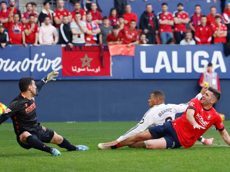 Real Madrid deja ir puntos; el liderato de la Liga Española en el aire