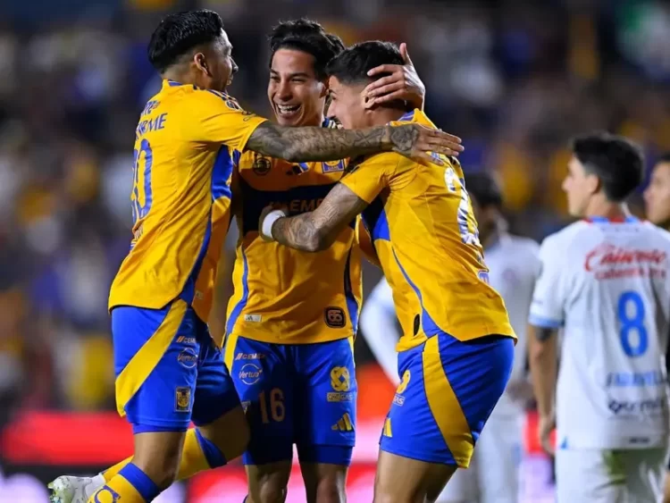 Tigres de la UANL derrota 2-1 a máquina celeste del Cruz Azul 